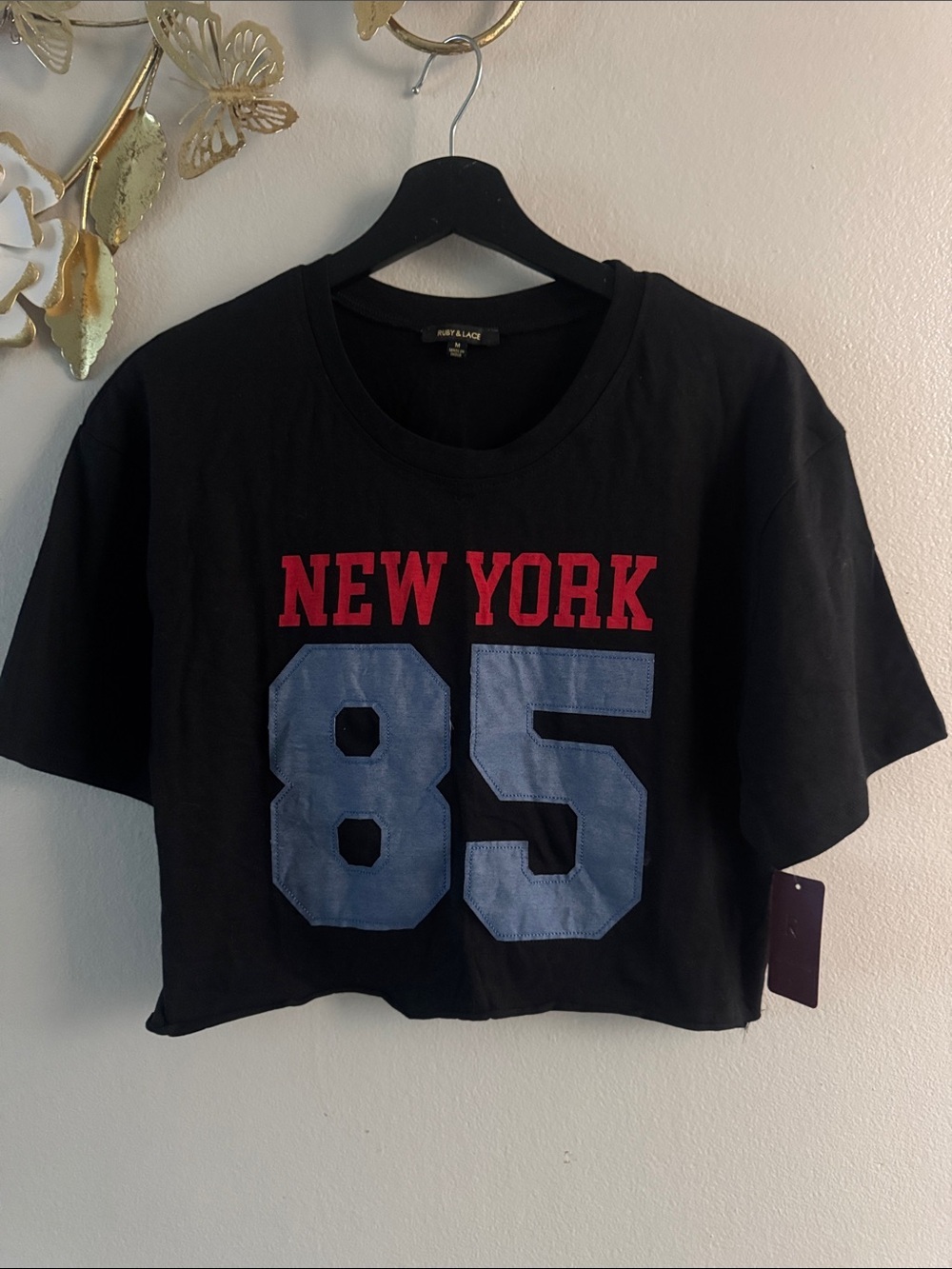 New York 85 Crop Tee - Black